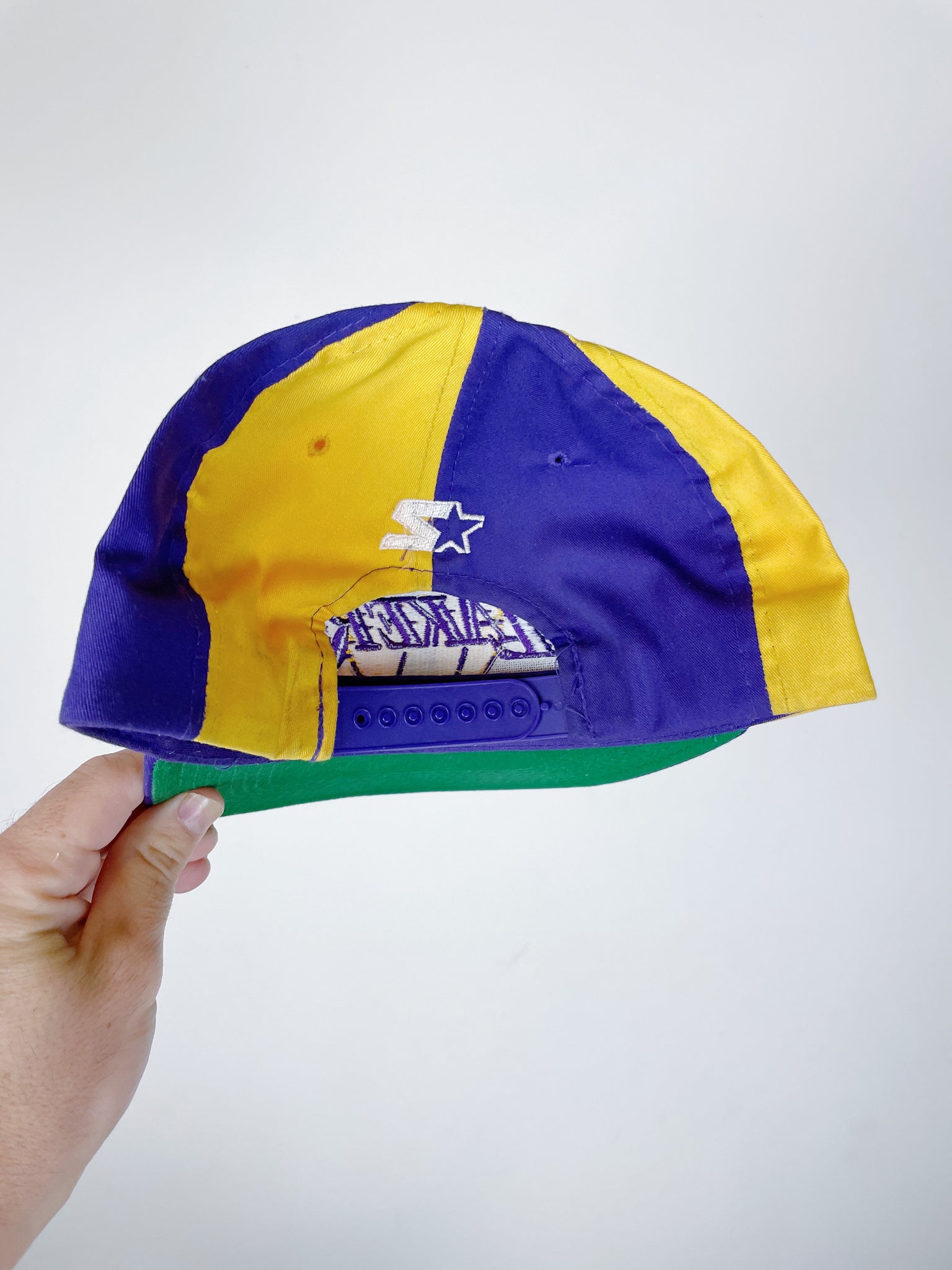 Retro lakers hot sale hat