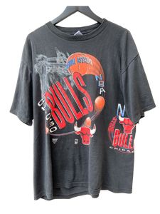 VINTAGE CHICAGO BULLS 'FINAL ASSAULT' SS TEE - XL