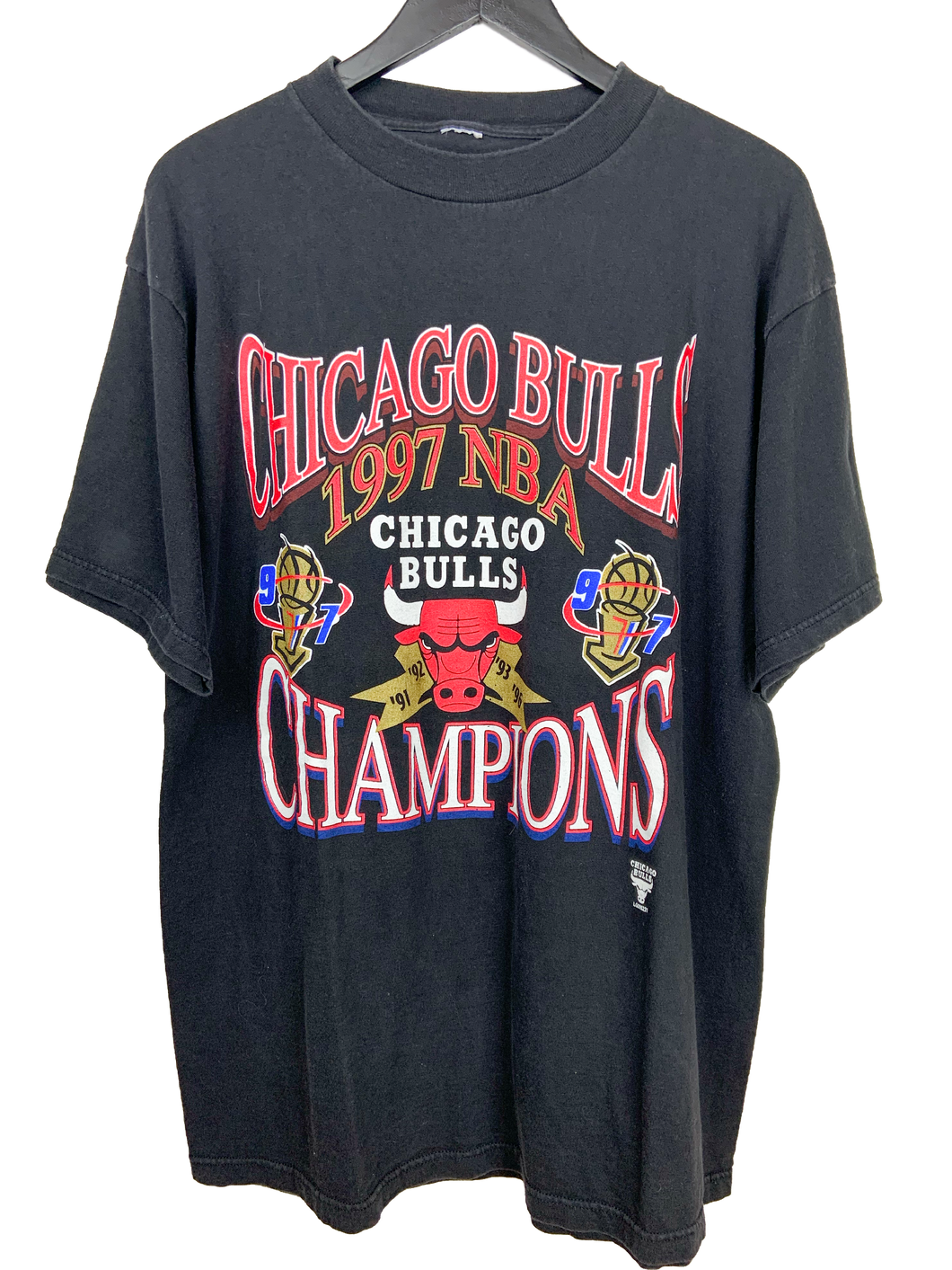 1997 CHICAGO BULLS CHAMPIONS TEE - LARGE