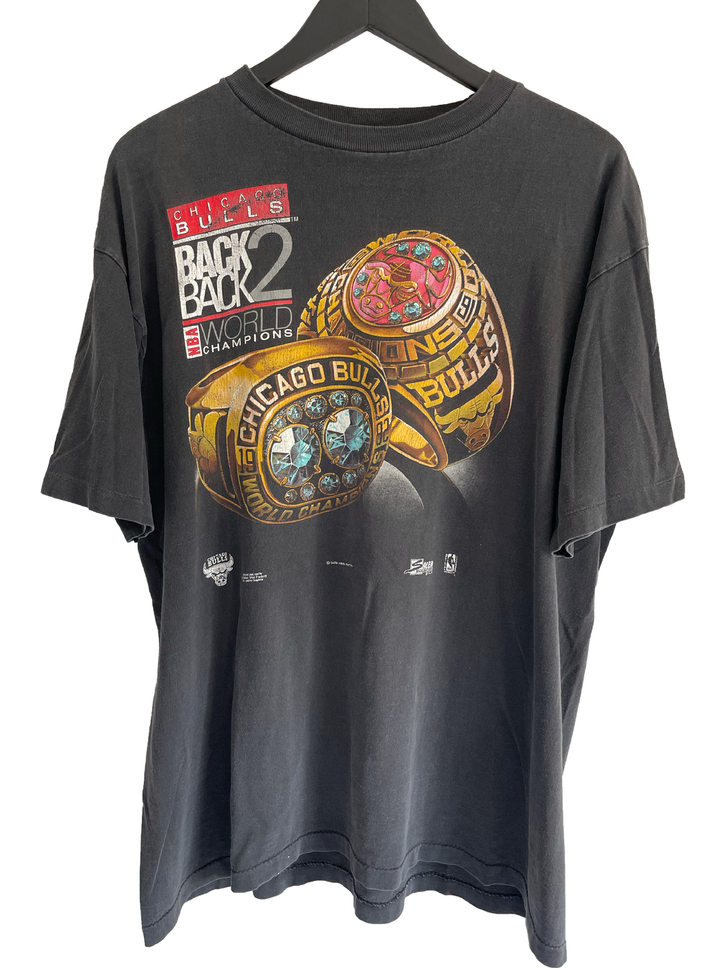 1992 CHICAGO BULLS BACK 2 BACK RINGS 'SS' TEE - XL