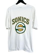 Load image into Gallery viewer, VINTAGE SEATTLE SUPERSONICS TEE - XL