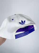 Load image into Gallery viewer, VINTAGE UTAH JAZZ SNAPBACK