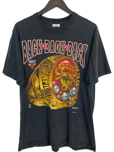 VINTAGE CHICAGO BULLS 