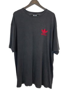 VINTAGE ADIDAS EMBROIDERED LOGO TEE - XL