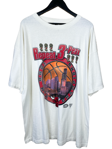 VINTAGE REPEAT THREE-PEAT BULLS TEE - XXL