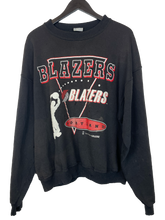 Load image into Gallery viewer, VINTAGE PORTLAND TRAILBLAZERS JUMPER - LARGE