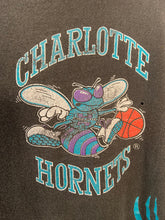 Load image into Gallery viewer, VINTAGE CHARLOTTE HORNETS &#39;SS&#39; TEE - XXL