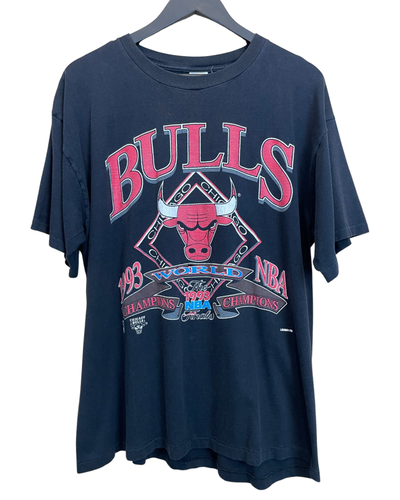 1993 CHICAGO BULLS WORLD CHAMPS 'SS' TEE -