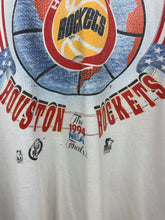 Load image into Gallery viewer, 1994 HOUSTON ROCKETS NBA CHAMPIONS ‘SS’ TEE - XL